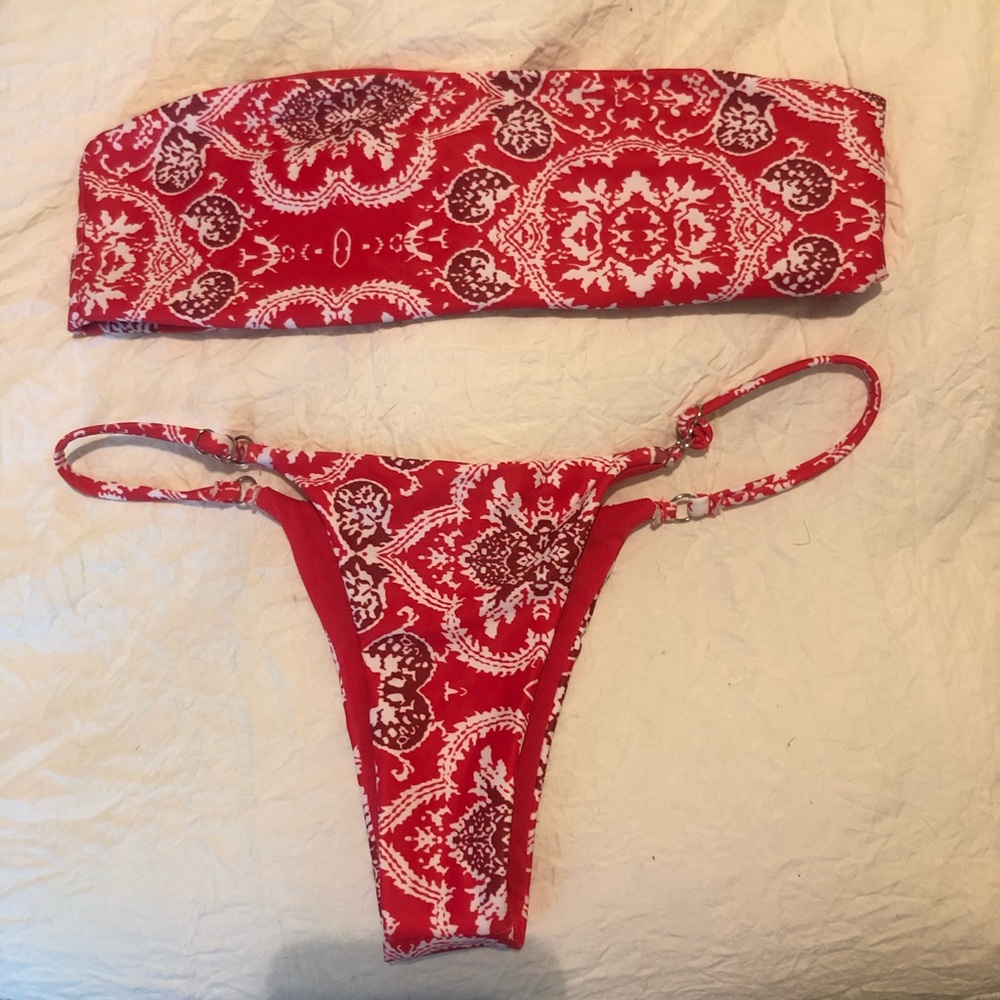 NWOT bikini set